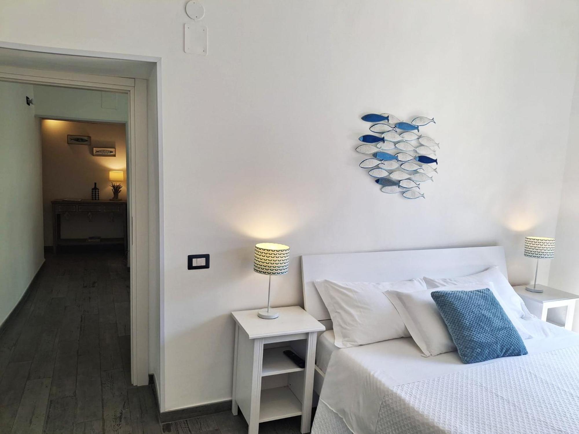Inn Alta Marea Salerno Bagian luar foto