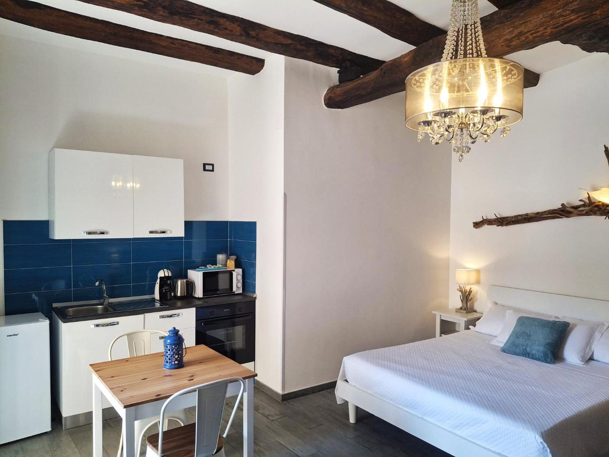 Inn Alta Marea Salerno Bagian luar foto