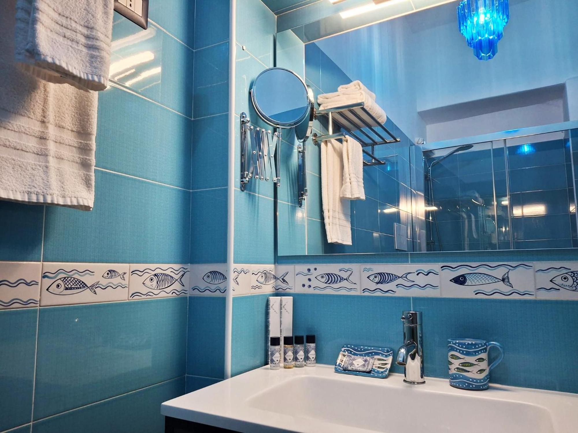 Inn Alta Marea Salerno Bagian luar foto