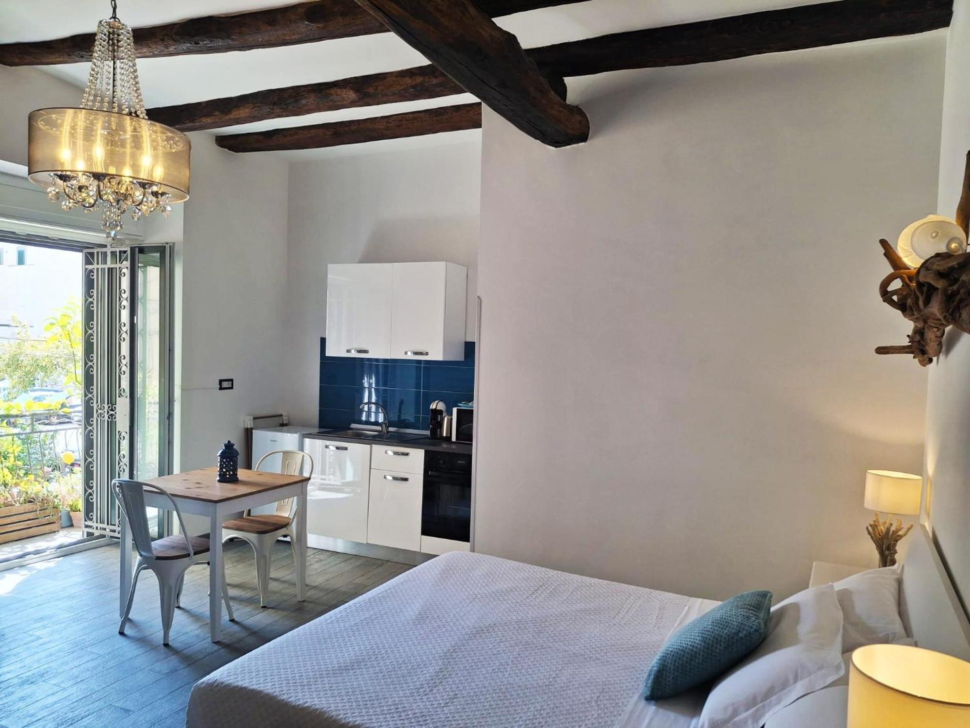 Inn Alta Marea Salerno Bagian luar foto