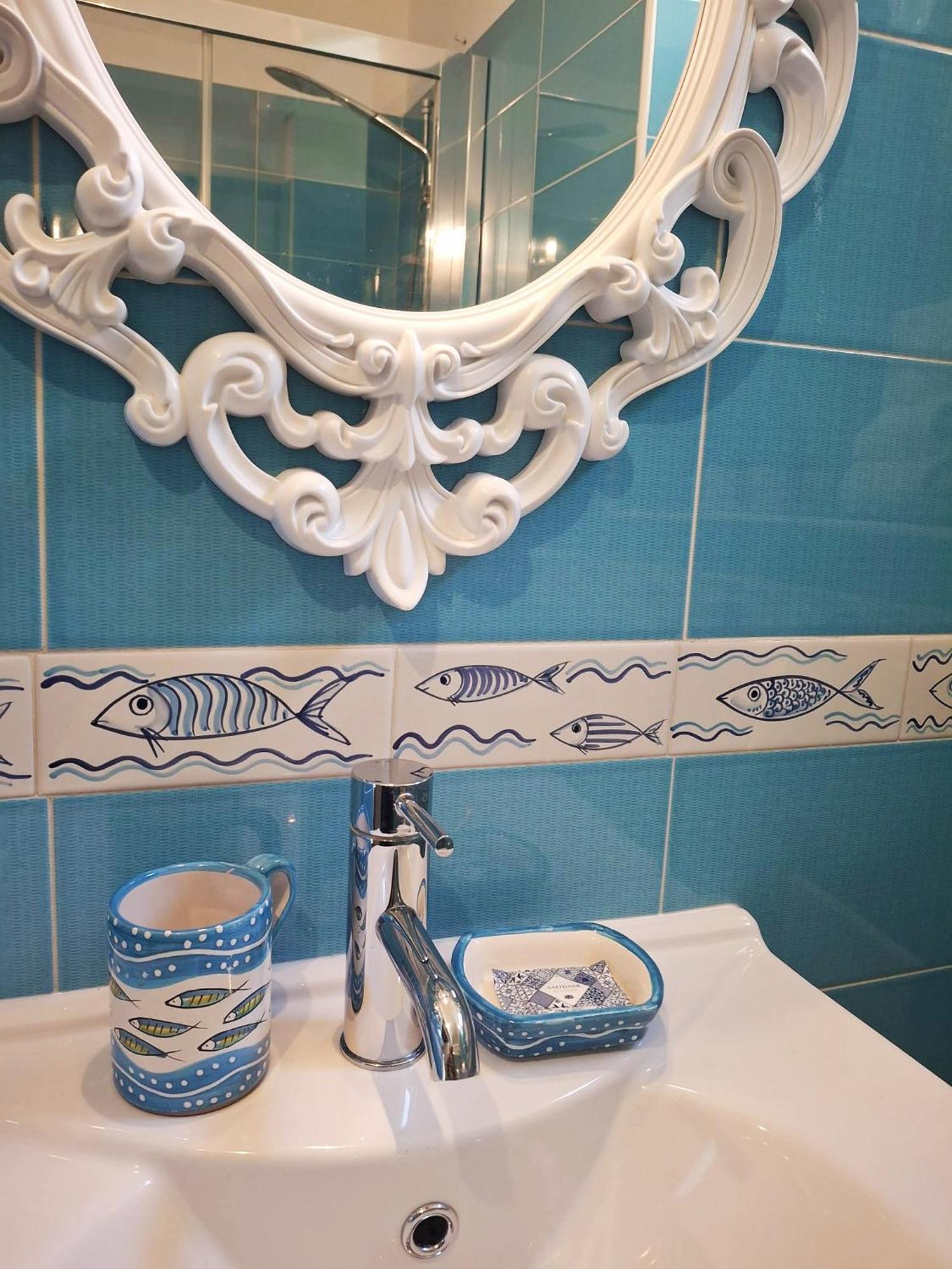 Inn Alta Marea Salerno Bagian luar foto