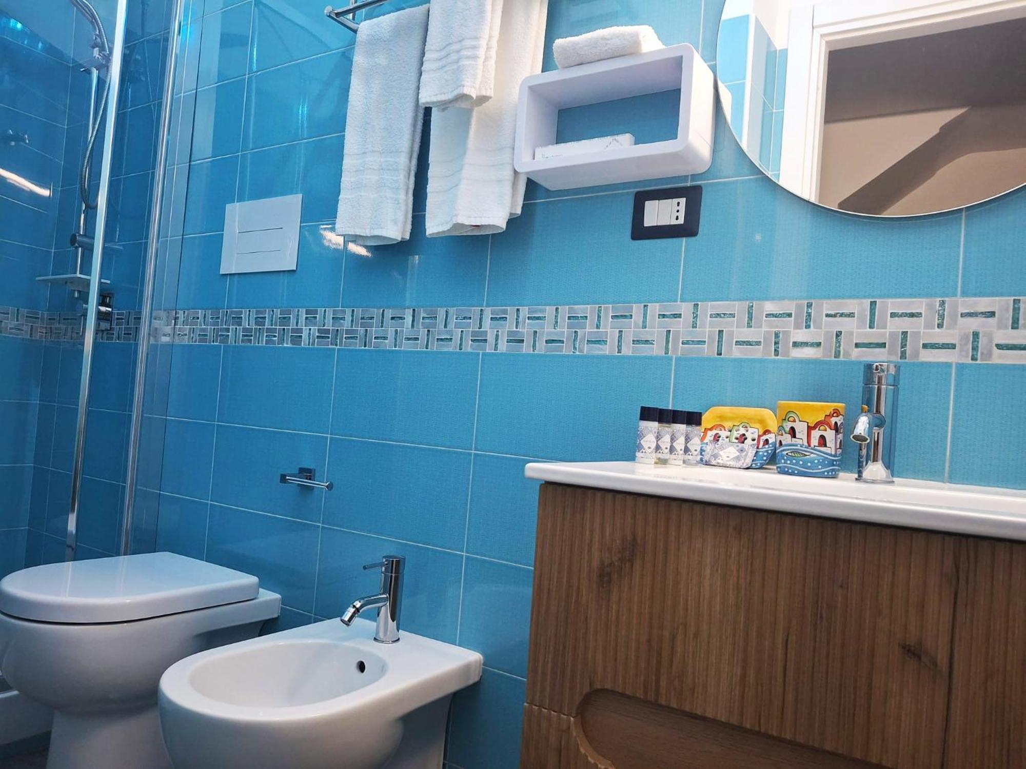 Inn Alta Marea Salerno Bagian luar foto