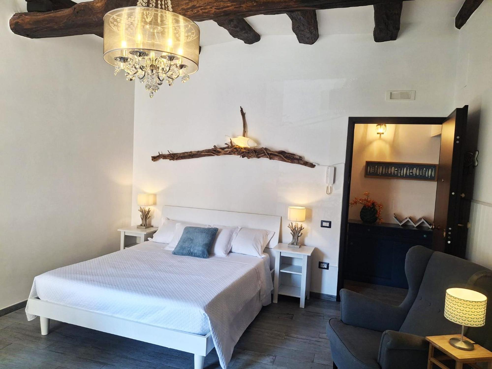 Inn Alta Marea Salerno Bagian luar foto